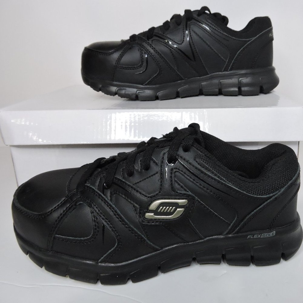 Skechers safety toe shoes, Slip Resistant, Woman's CSA certified. brand new